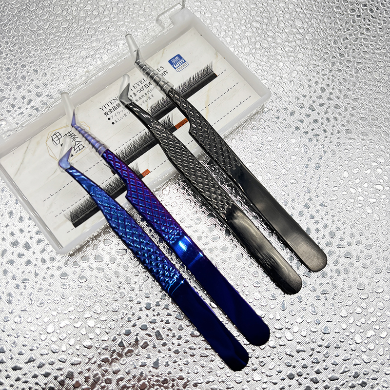 2pcs/set False Lash Tweezers F - Mega Volume Lash recensione e prezzo