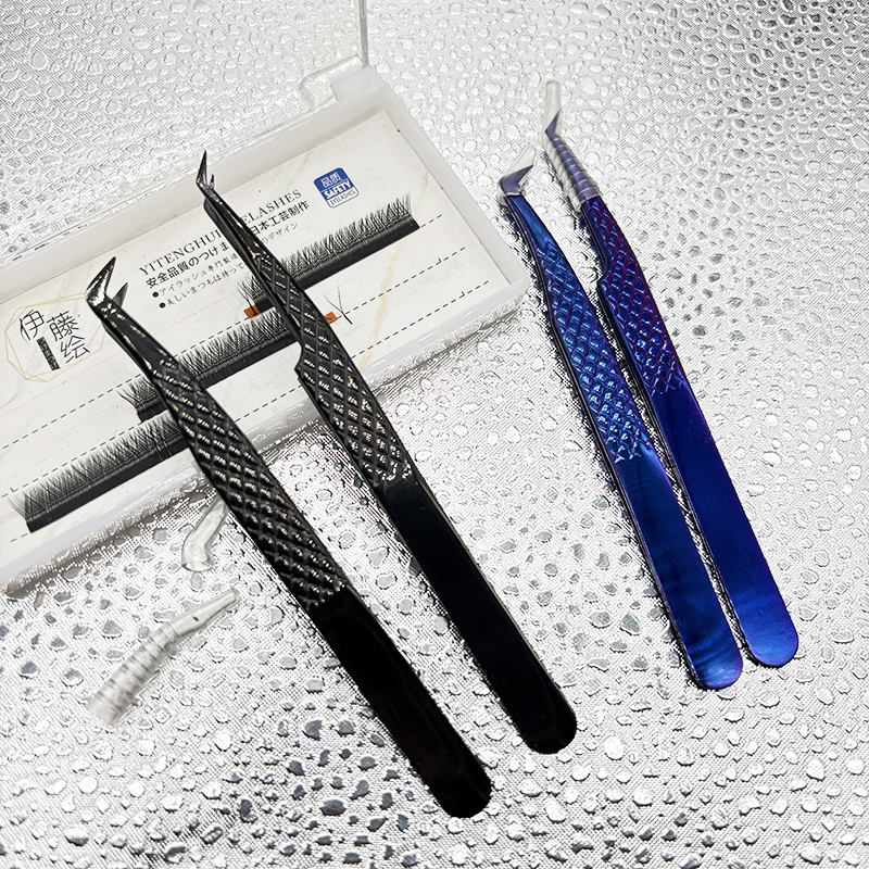 2pcs/set False Lash Tweezers F - Mega Volume Lash recensione e prezzo